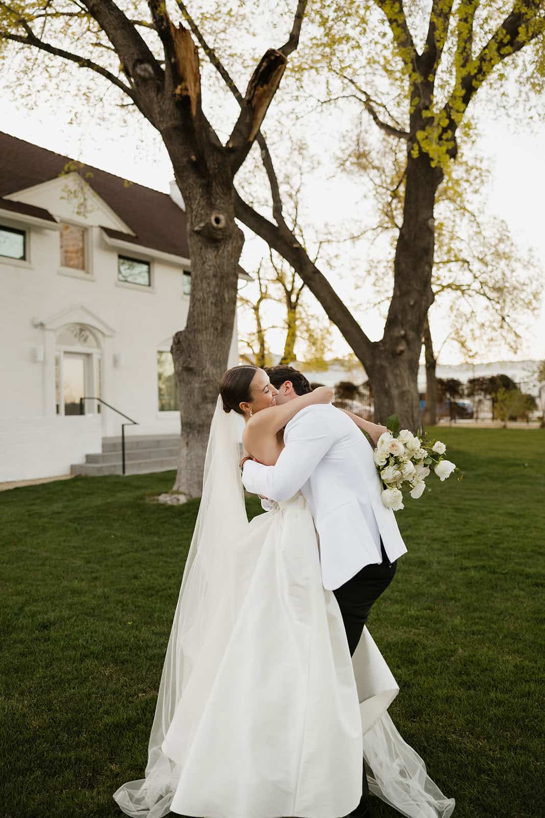 real couple at the elm estate