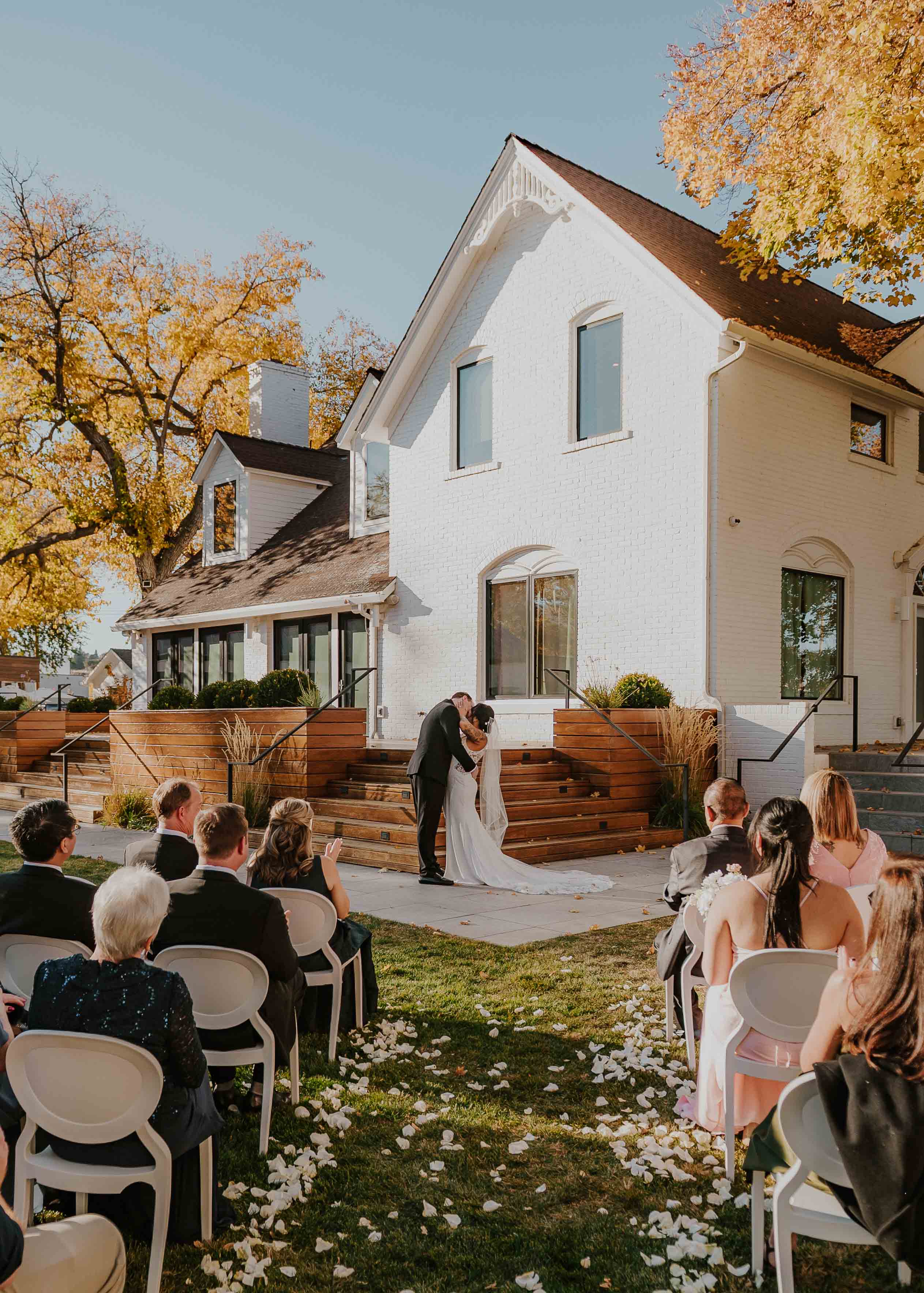 Alyssa and Colin Luxury The Elm Estate Real Wedding 25